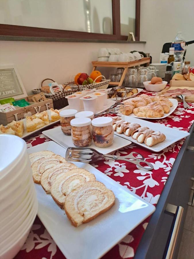 La Vie Fuille Bed And Breakfast Riposto ภายนอก รูปภาพ