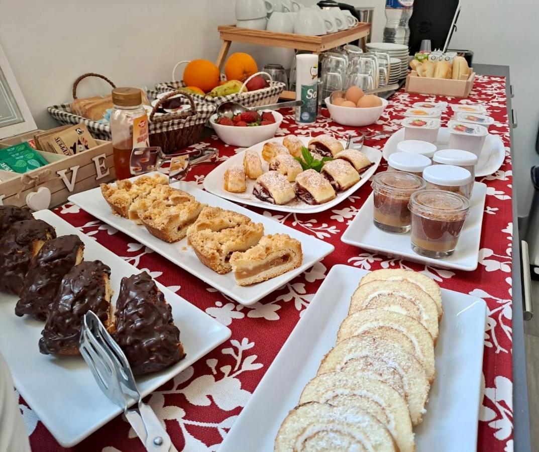La Vie Fuille Bed And Breakfast Riposto ภายนอก รูปภาพ