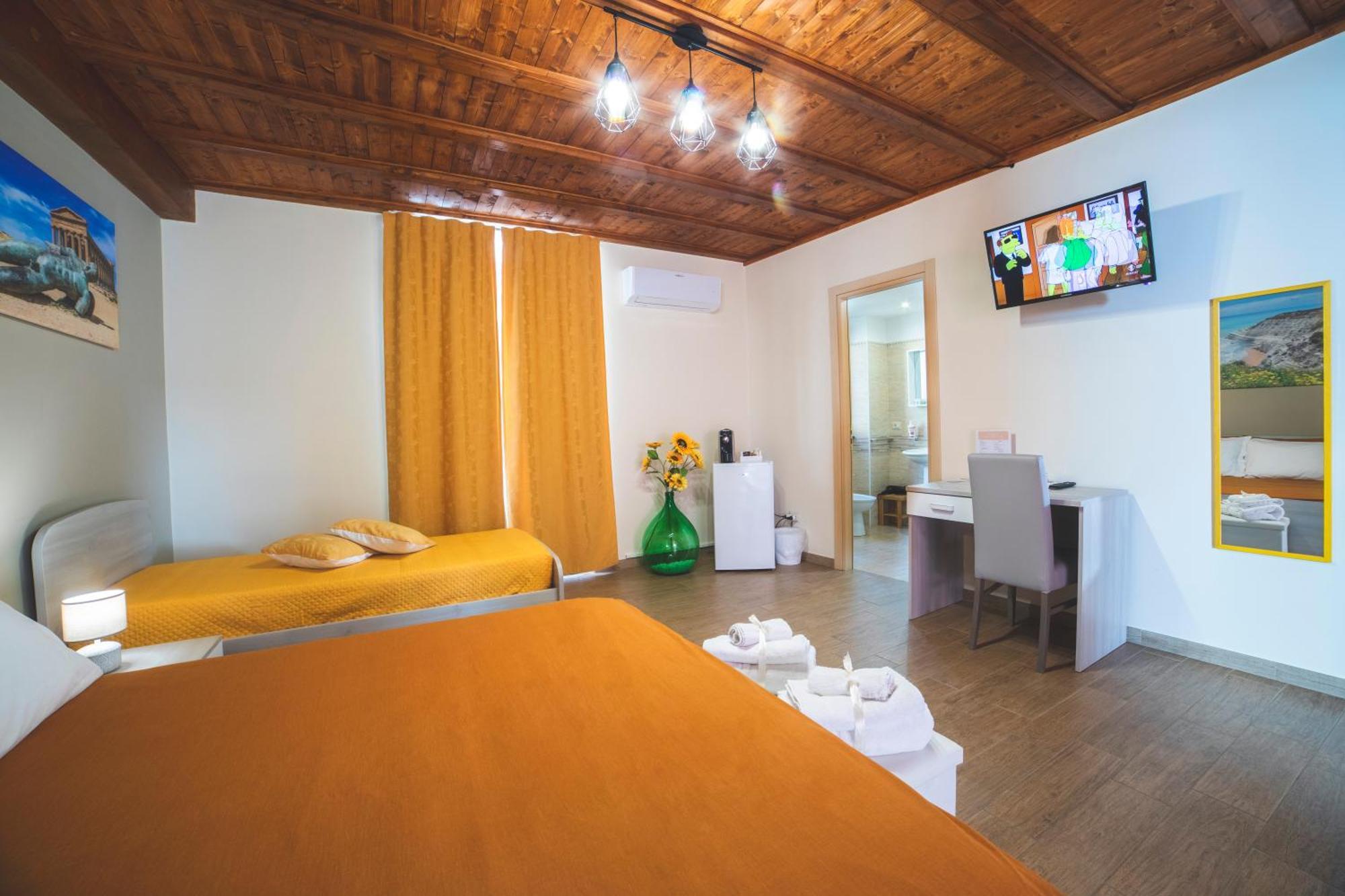 La Vie Fuille Bed And Breakfast Riposto ภายนอก รูปภาพ
